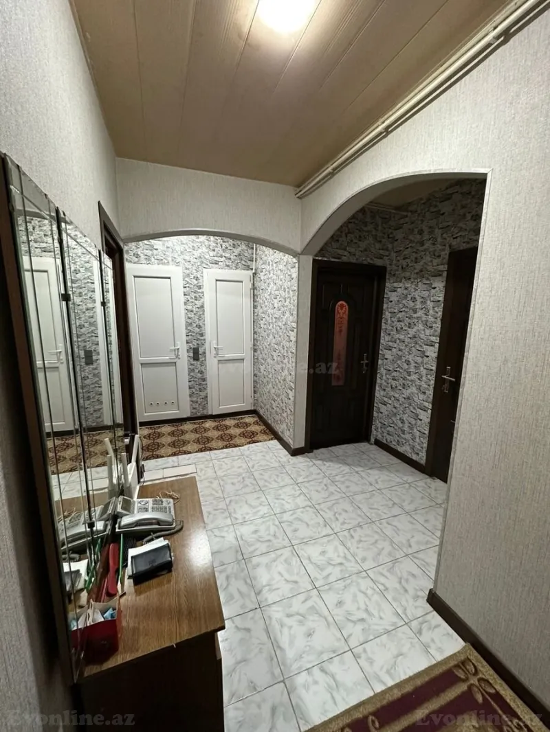 Satılır 3 otaqlı Mənzil Köhnə tikili 80 m² Əhmədli m. - şəkil 2