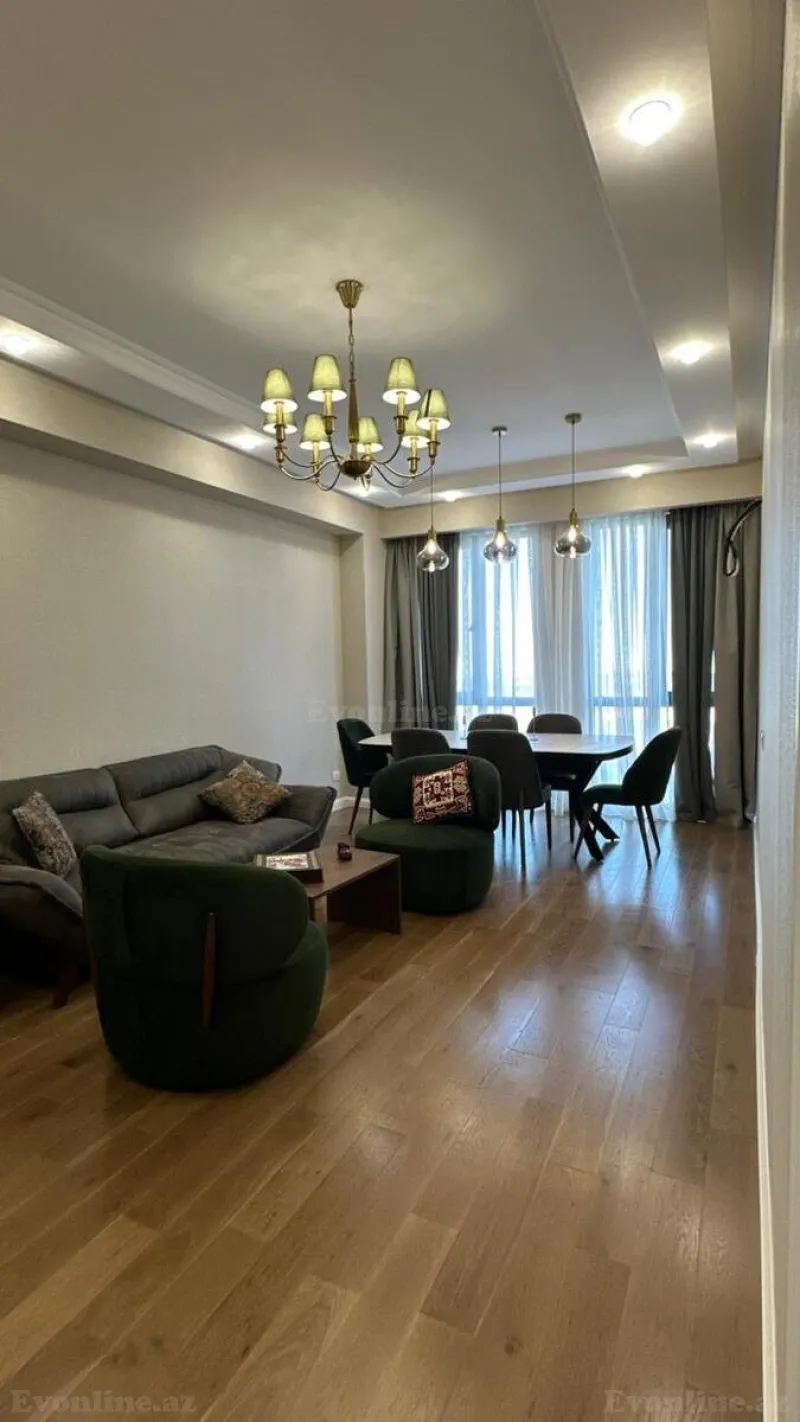 4 otaqlı Mənzil 120 m² Yasamal r. Satılır
