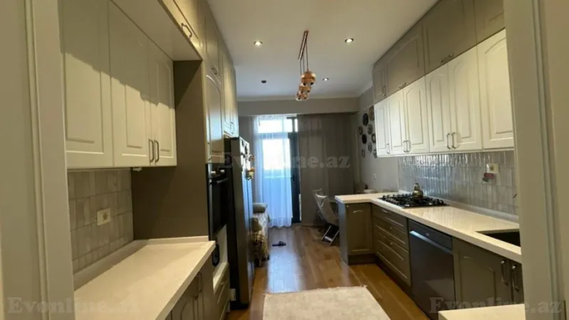 Satılır 4 otaqlı Mənzil Yeni tikili 120 m² Yasamal r. - şəkil 4
