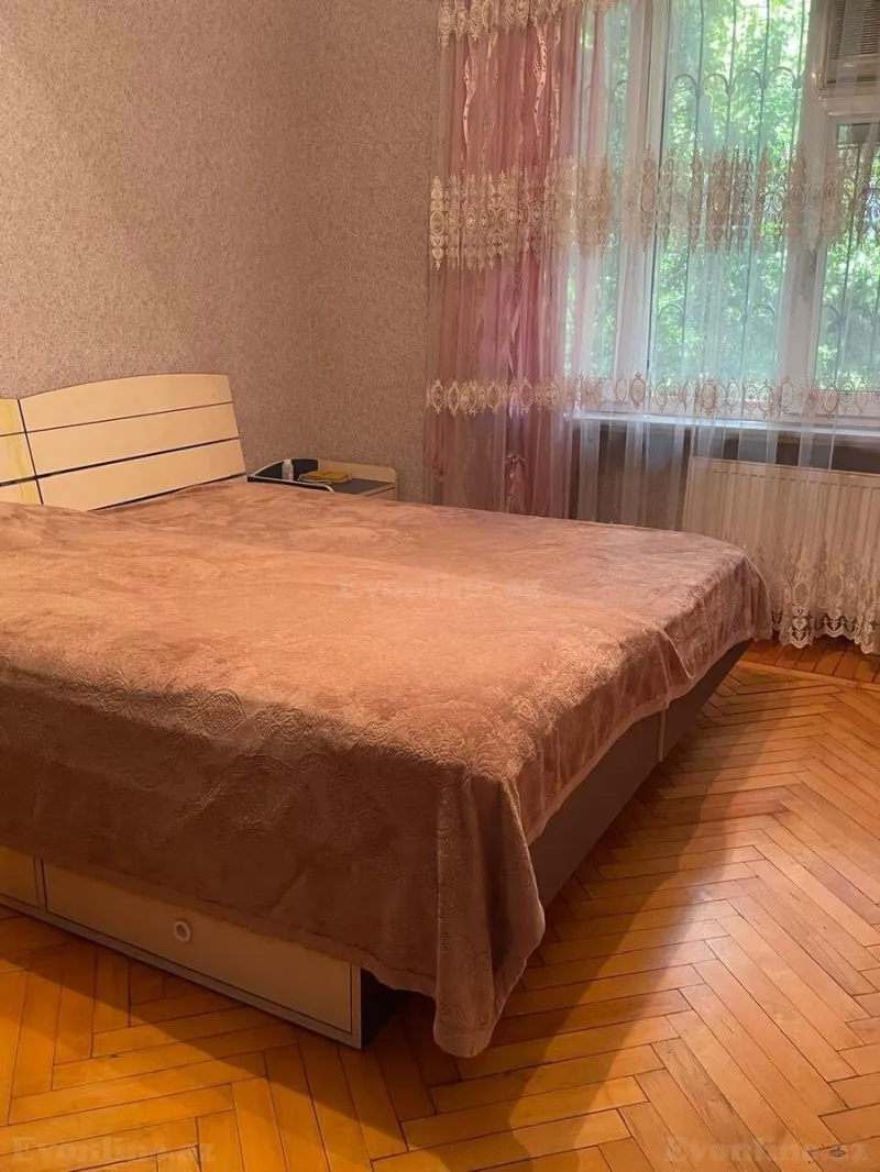 Satılır 2 otaqlı Mənzil Köhnə tikili 45 m² Nəsimi r. - şəkil 7