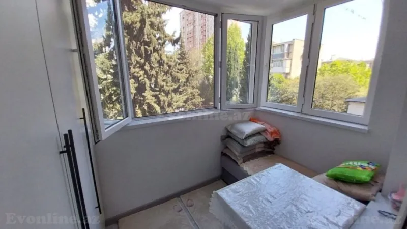 Satılır 2 otaqlı Mənzil Köhnə tikili 60 m² Nərimanov r. - şəkil 4
