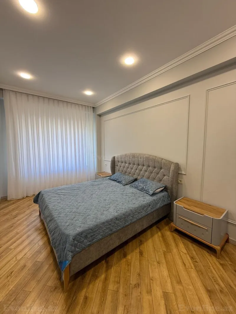 Kirayə verilir 3 otaqlı Mənzil Yeni tikili 130 m² Xətai r. - şəkil 5