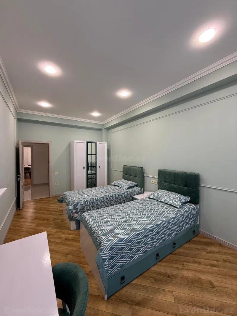 Kirayə verilir 3 otaqlı Mənzil Yeni tikili 130 m² Xətai r. - şəkil 9