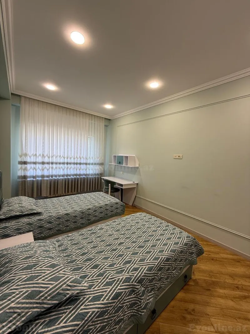 Kirayə verilir 3 otaqlı Mənzil Yeni tikili 130 m² Xətai r. - şəkil 11