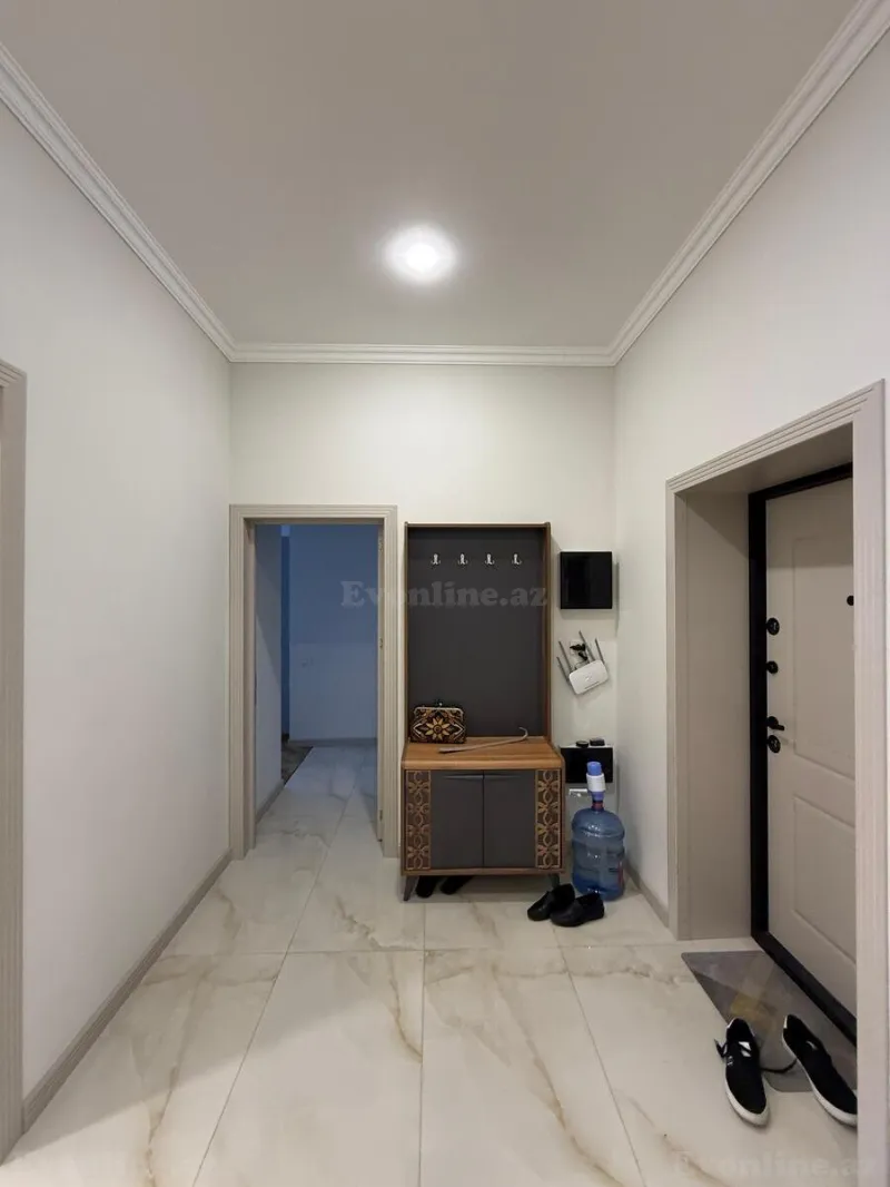 Kirayə verilir 3 otaqlı Mənzil Yeni tikili 130 m² Xətai r. - şəkil 14