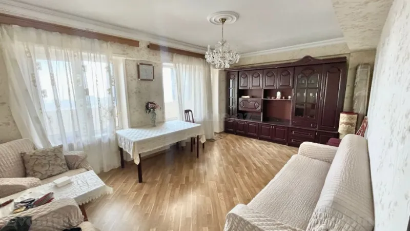 Kirayə verilir 2 otaqlı Mənzil Köhnə tikili 70 m² Səbail r. - şəkil 2