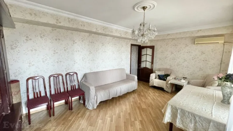 Kirayə verilir 2 otaqlı Mənzil Köhnə tikili 70 m² Səbail r. - şəkil 3