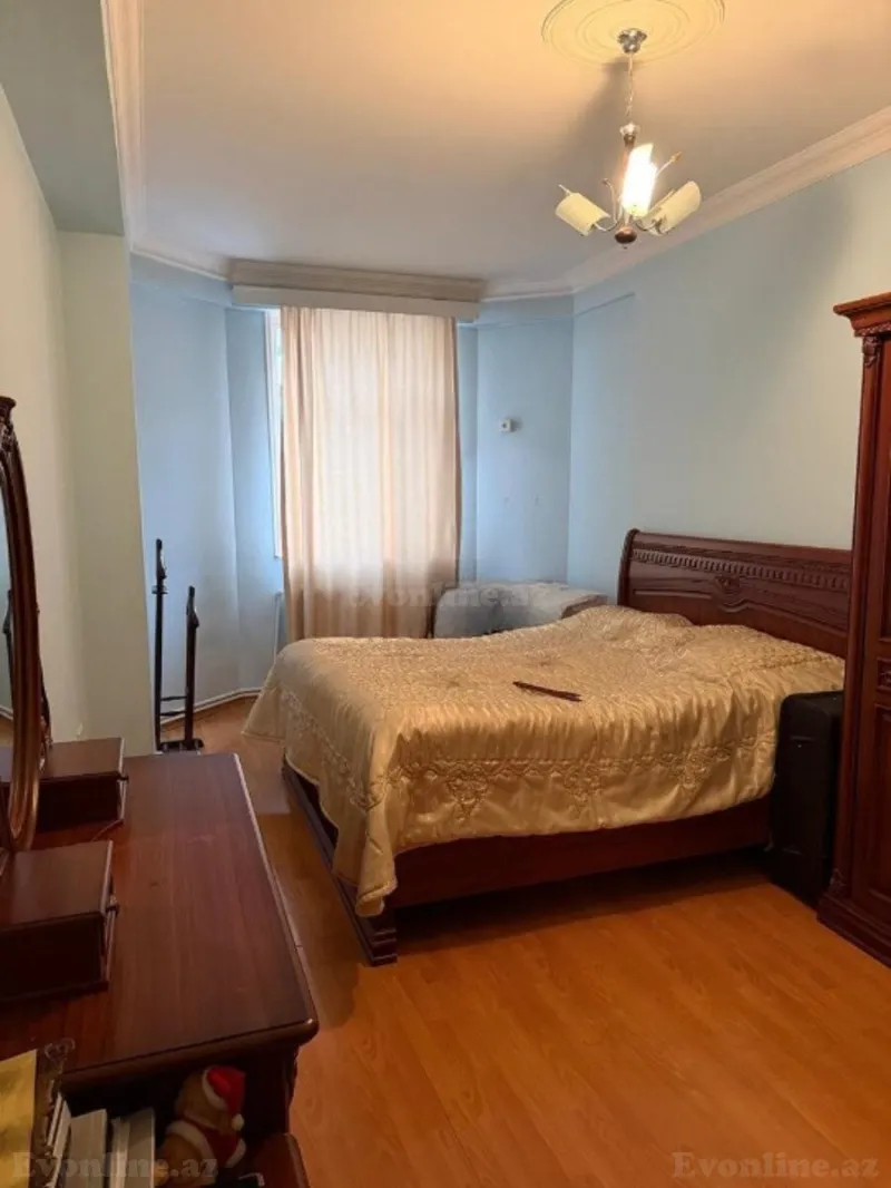 Satılır 3 otaqlı Mənzil Yeni tikili 80 m² Nizami m. - şəkil 2