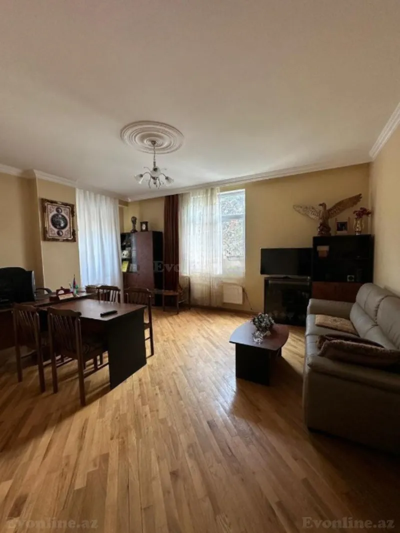 Satılır 3 otaqlı Mənzil Yeni tikili 140 m² İnşaatçılar m. - şəkil 5