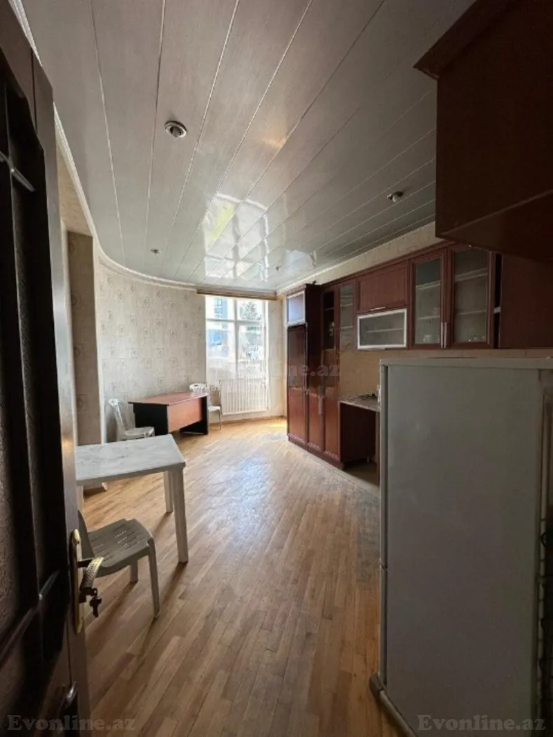 Satılır 3 otaqlı Mənzil Yeni tikili 140 m² İnşaatçılar m. - şəkil 6