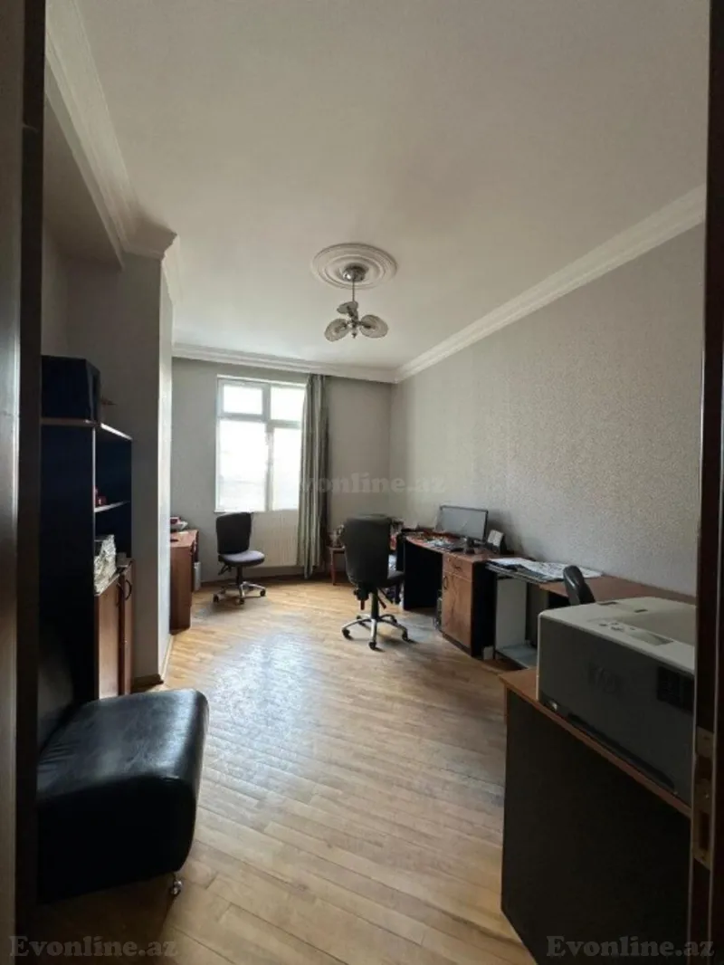 Satılır 3 otaqlı Mənzil Yeni tikili 140 m² İnşaatçılar m. - şəkil 9