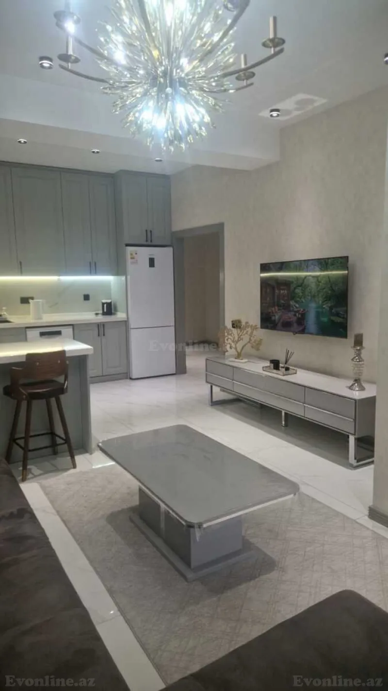 Satılır 3 otaqlı Mənzil Yeni tikili 120 m² 28 May m. - şəkil 2