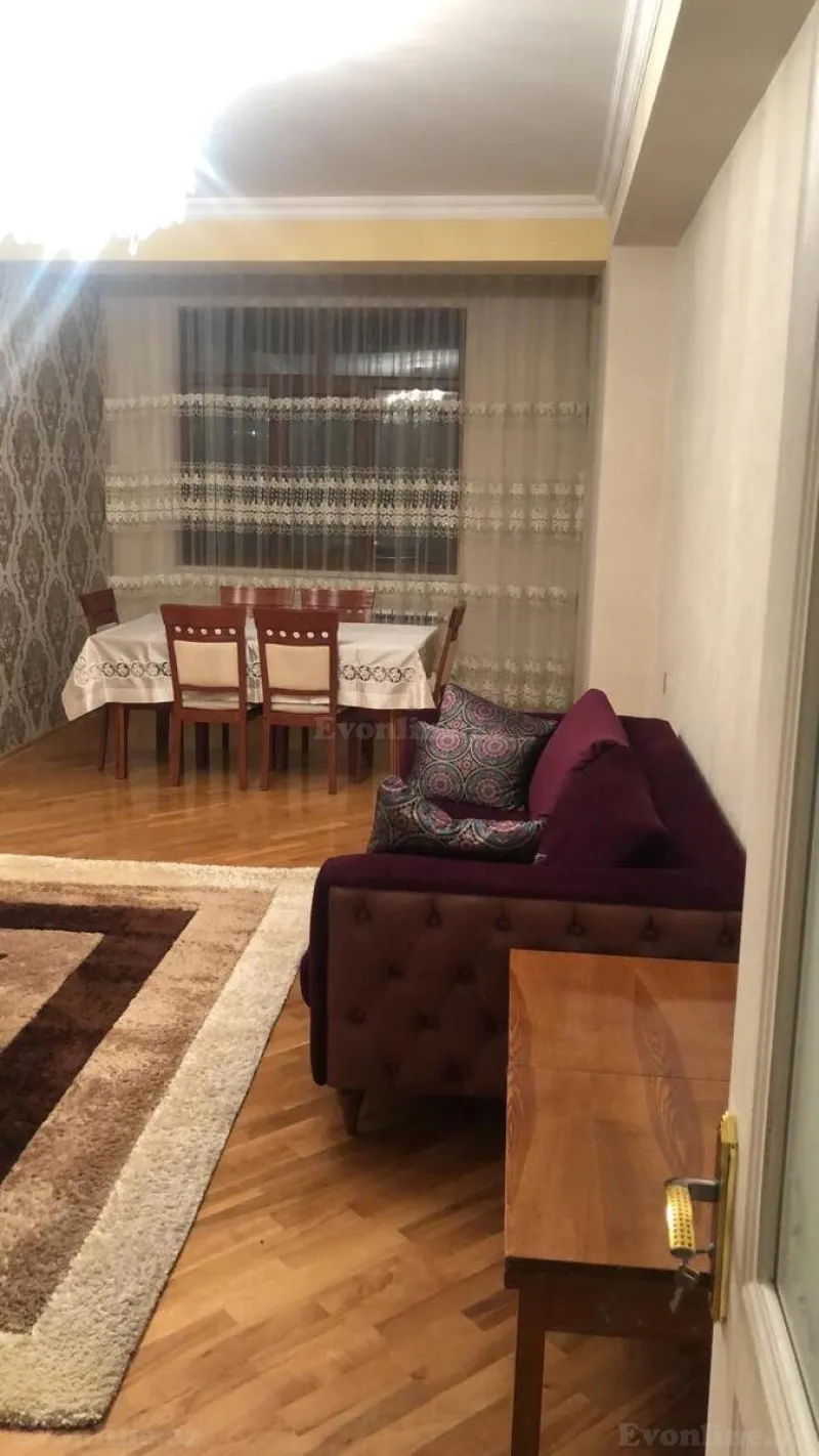Kirayə verilir 2 otaqlı Mənzil Yeni tikili 120 m² Elmlər Akademiyası m.