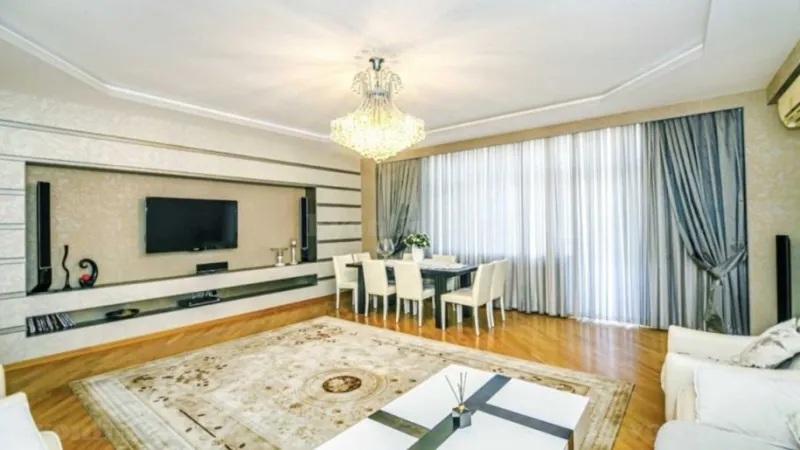 Kirayə verilir 3 otaqlı Mənzil Yeni tikili 220 m² 28 May m. - şəkil 2