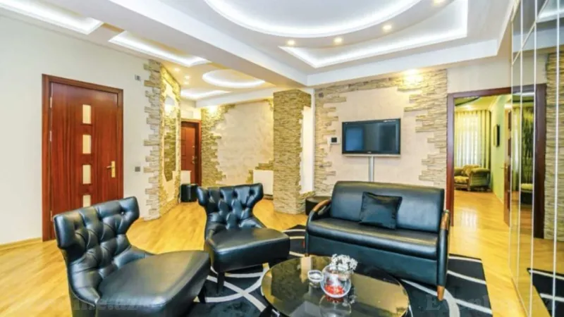 Kirayə verilir 3 otaqlı Mənzil Yeni tikili 220 m² 28 May m. - şəkil 6