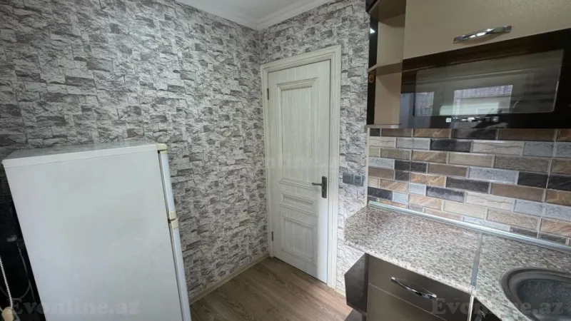 Satılır 2 otaqlı Mənzil Köhnə tikili 50 m² Yasamal - şəkil 8