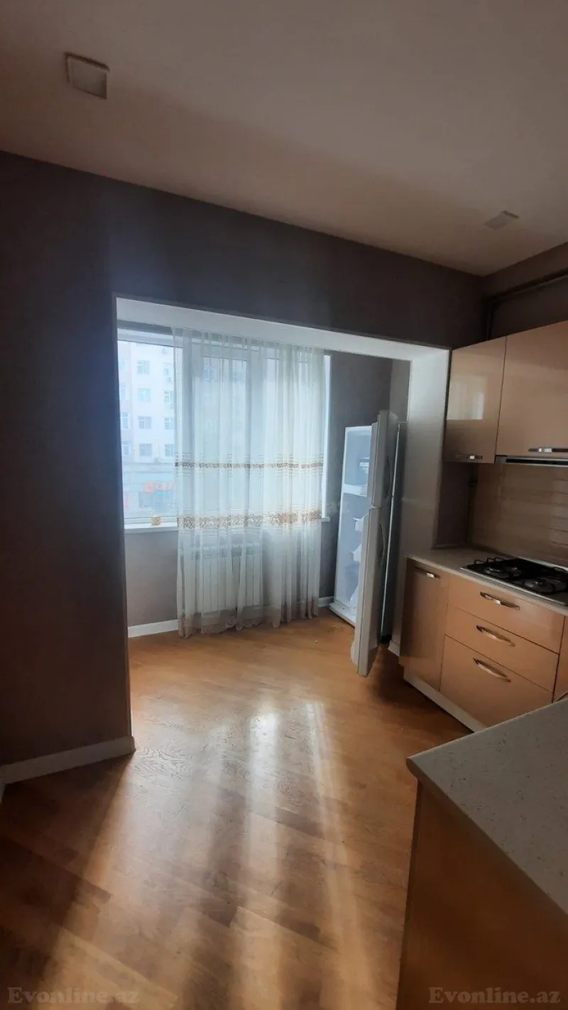 Kirayə verilir 2 otaqlı Mənzil Köhnə tikili 70 m² 8-ci mikrorayon - şəkil 9