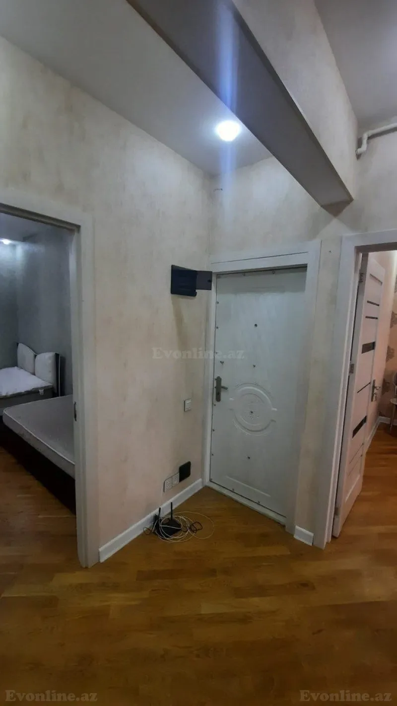 Kirayə verilir 2 otaqlı Mənzil Köhnə tikili 70 m² 8-ci mikrorayon - şəkil 11