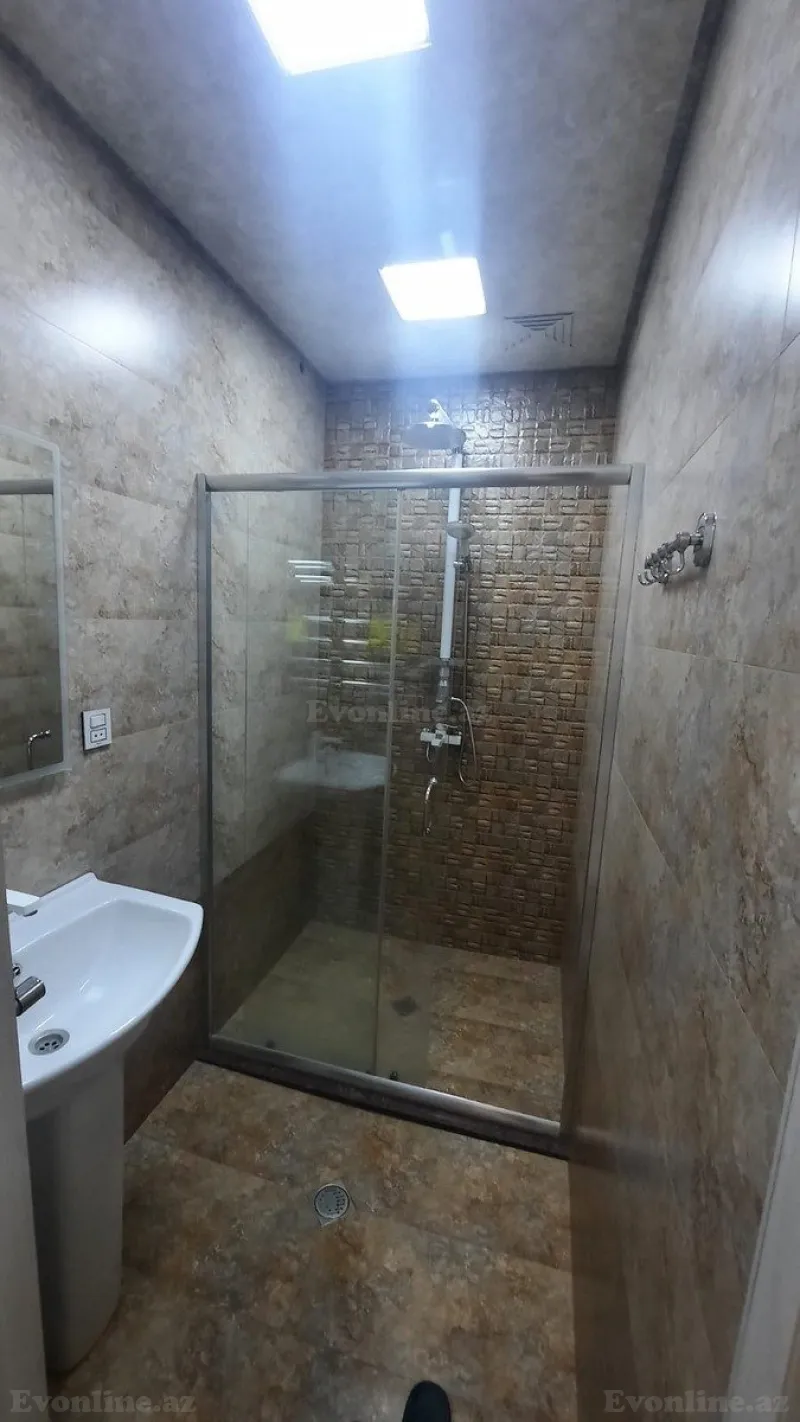 Kirayə verilir 2 otaqlı Mənzil Köhnə tikili 70 m² 8-ci mikrorayon - şəkil 12