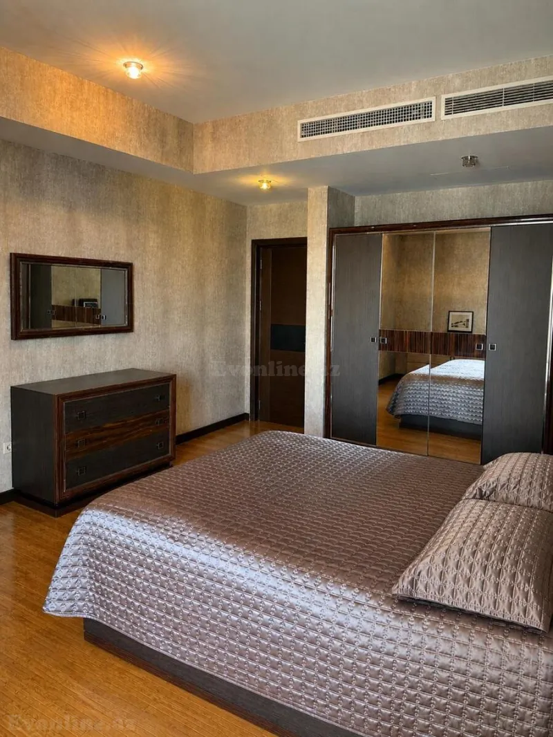 Kirayə verilir 4 otaqlı Mənzil Yeni tikili 198 m² Nəsimi r. - şəkil 12