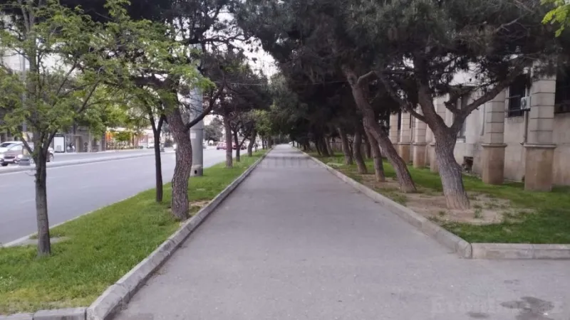 Satılır 3 otaqlı Mənzil Köhnə tikili 60 m² İnşaatçılar m. - şəkil 7