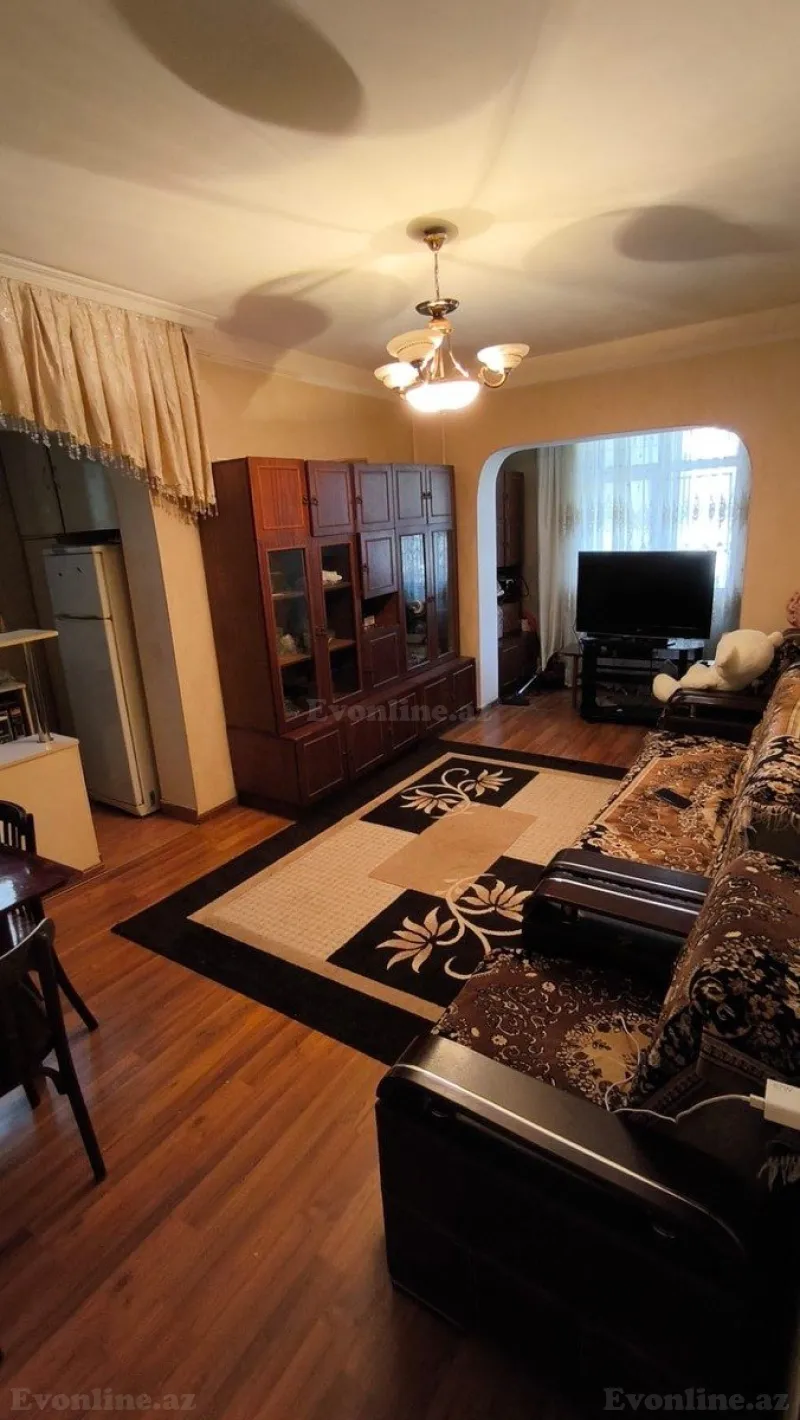 2 otaqlı Mənzil 45 m² Köhnə Günəşli Kirayə verilir