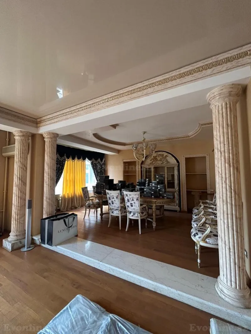 Satılır 7 otaqlı Mənzil Yeni tikili 550 m² 28 May m. - şəkil 2