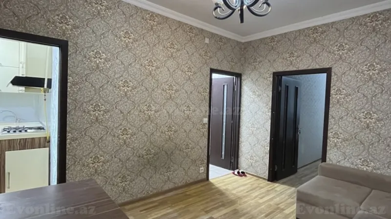 2 otaqlı Mənzil 45 m² 3-cü mikrorayon Satılır
