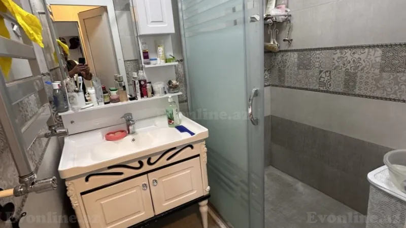 Kirayə verilir 2 otaqlı Mənzil Köhnə tikili 65 m² 8-ci mikrorayon - şəkil 17