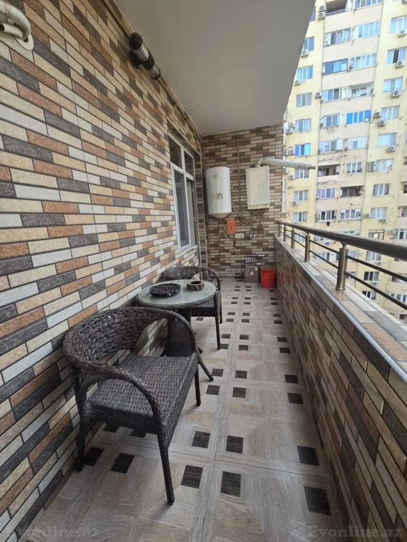 Satılır 2 otaqlı Mənzil Yeni tikili 105 m² İnşaatçılar m. - şəkil 2