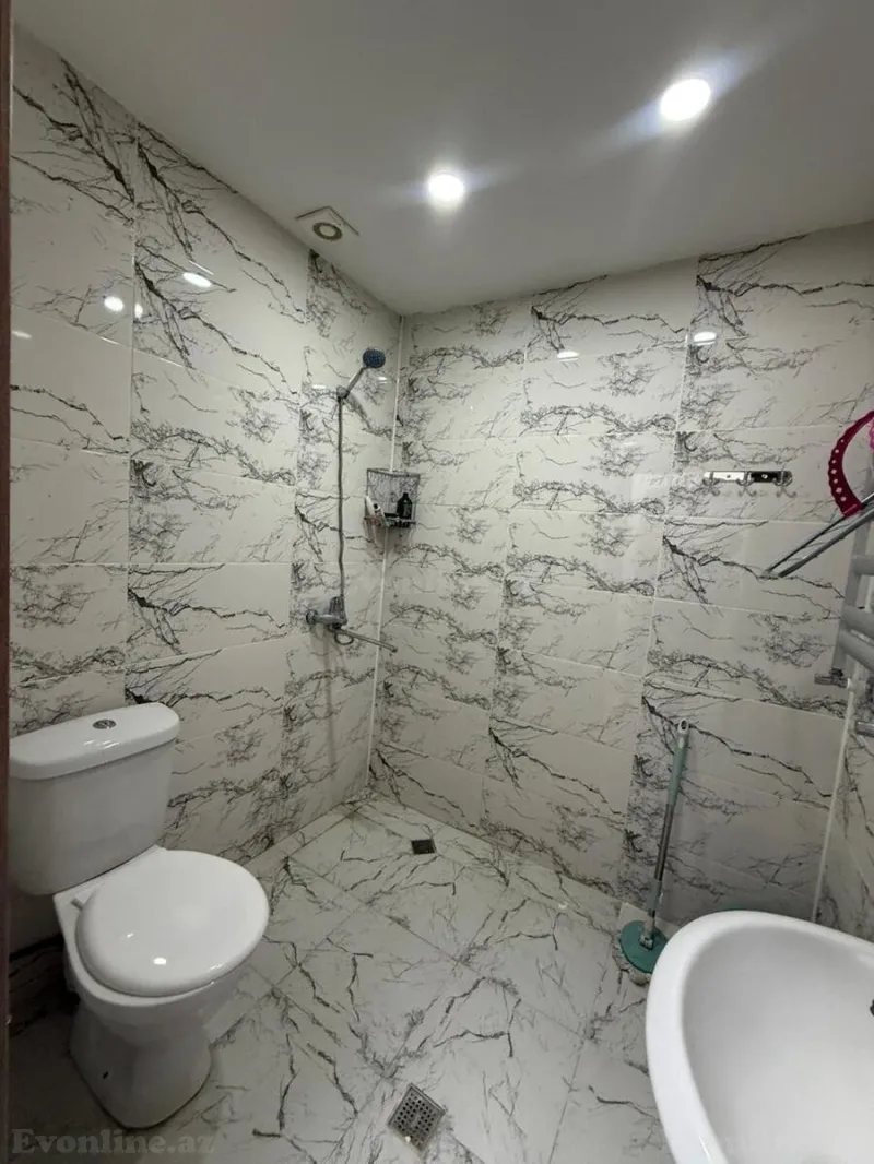 Kirayə verilir 2 otaqlı Mənzil Yeni tikili 45 m² Nərimanov r. - şəkil 8