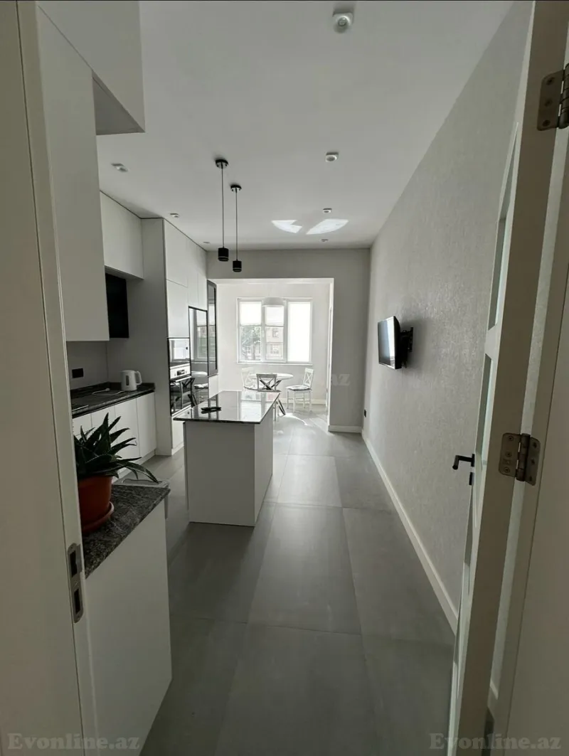 Satılır 3 otaqlı Mənzil Yeni tikili 125 m² 8 Noyabr m. - şəkil 4