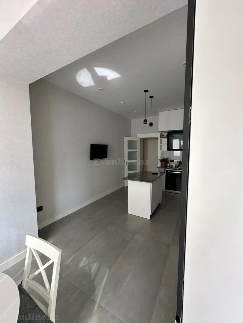 Satılır 3 otaqlı Mənzil Yeni tikili 125 m² 8 Noyabr m. - şəkil 7