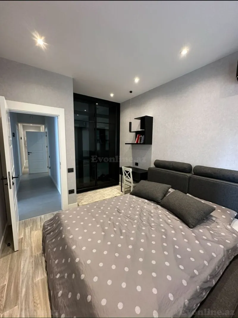 Satılır 3 otaqlı Mənzil Yeni tikili 125 m² 8 Noyabr m. - şəkil 9