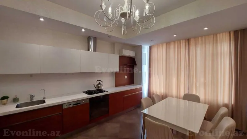 Kirayə verilir 3 otaqlı Mənzil Yeni tikili 150 m² İçərişəhər m. - şəkil 14