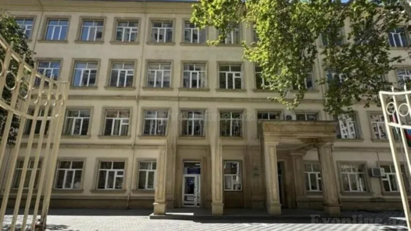 Satılır 3 otaqlı Mənzil Yeni tikili 122 m² İnşaatçılar m. - şəkil 4