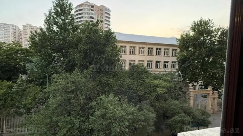 Satılır 3 otaqlı Mənzil Yeni tikili 122 m² İnşaatçılar m. - şəkil 5