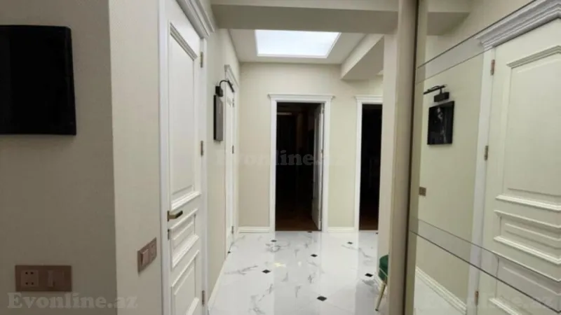 Satılır 3 otaqlı Mənzil Yeni tikili 122 m² İnşaatçılar m. - şəkil 9