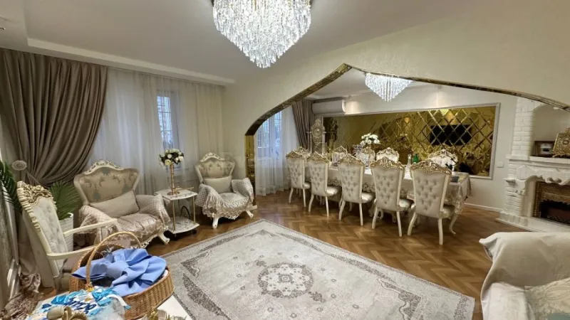 4 otaqlı Mənzil 100 m² 8-ci kilometr Satılır