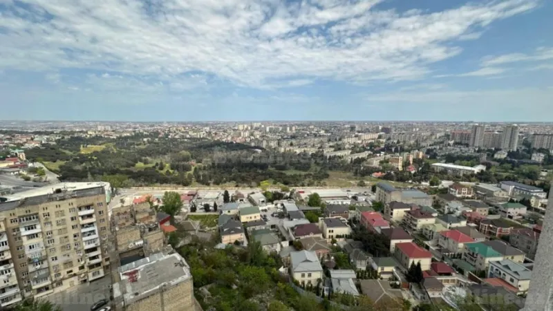4 otaqlı Mənzil 140 m² 8-ci kilometr Satılır