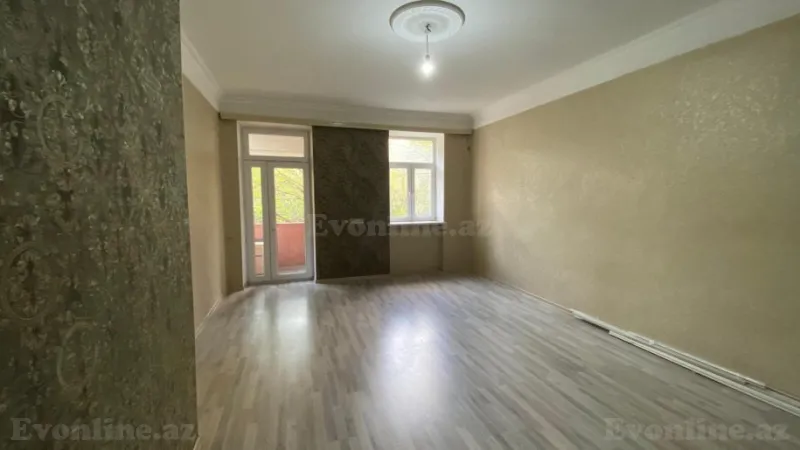 Kirayə verilir 3 otaqlı Mənzil Köhnə tikili 75 m² Nəriman Nərimanov m. - şəkil 3