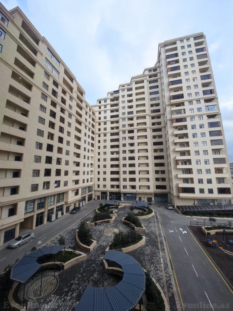 Satılır 3 otaqlı Mənzil Yeni tikili 105 m² Sabunçu r. - şəkil 2