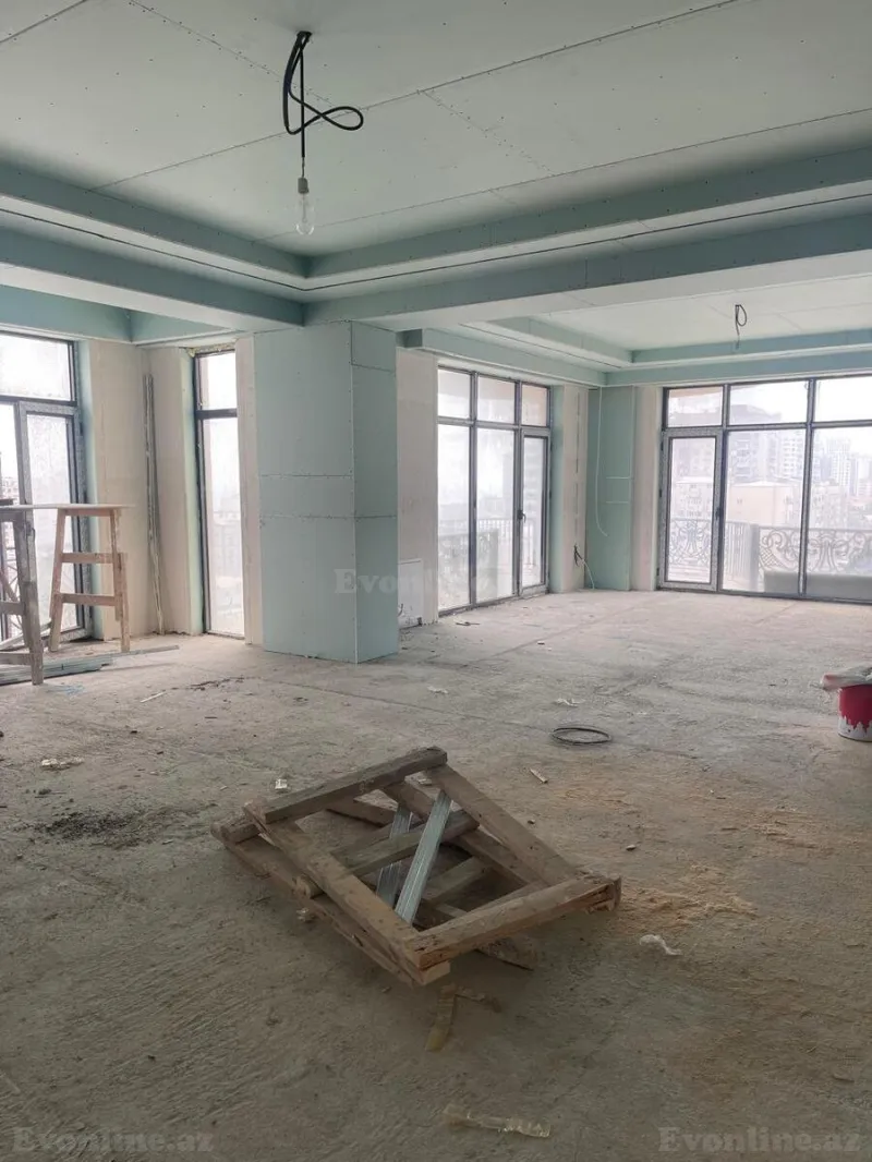 Satılır 5 otaqlı Mənzil Yeni tikili 322 m² Yasamal - şəkil 4