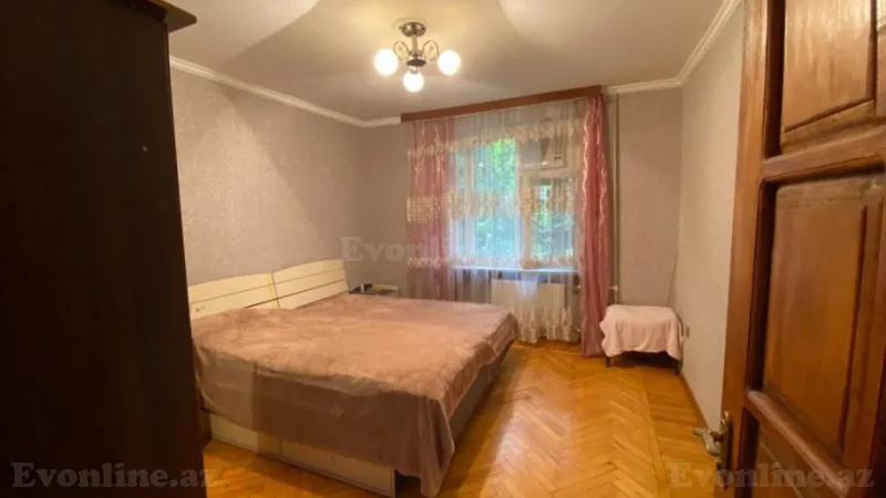 Satılır 2 otaqlı Mənzil Köhnə tikili 60 m² Nəsimi r. - şəkil 5