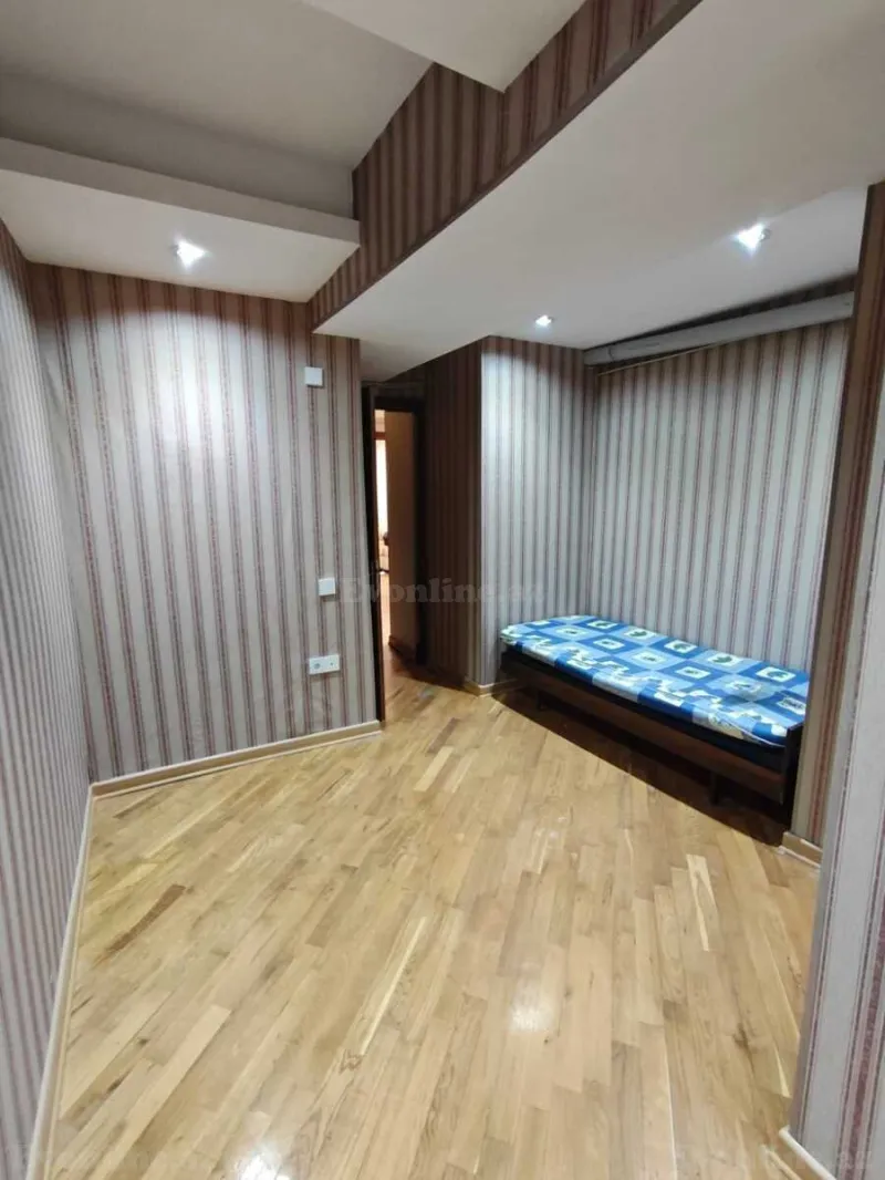 Kirayə verilir 3 otaqlı Mənzil Köhnə tikili 92 m² Elmlər Akademiyası m. - şəkil 6