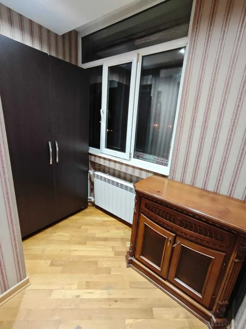 Kirayə verilir 3 otaqlı Mənzil Köhnə tikili 92 m² Elmlər Akademiyası m. - şəkil 9