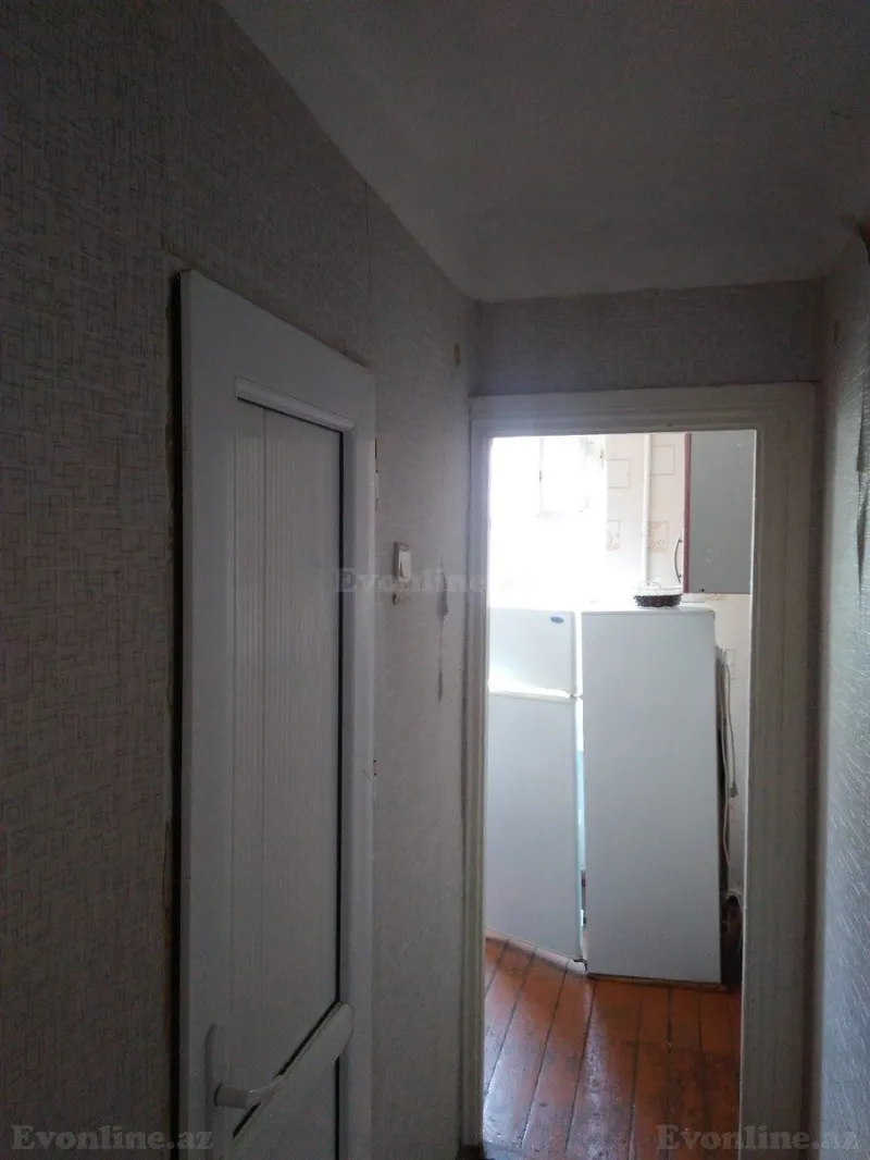 Satılır 3 otaqlı Mənzil Köhnə tikili 75 m² Nizami m. - şəkil 2