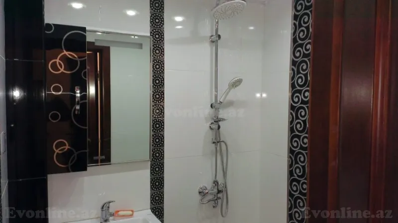 Satılır 3 otaqlı Mənzil Köhnə tikili 75 m² Nizami m. - şəkil 5