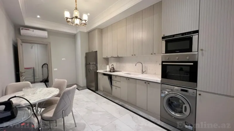 Kirayə verilir 3 otaqlı Mənzil Yeni tikili 140 m² Xətai r. - şəkil 11