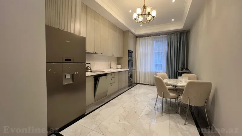 Kirayə verilir 3 otaqlı Mənzil Yeni tikili 140 m² Xətai r. - şəkil 12